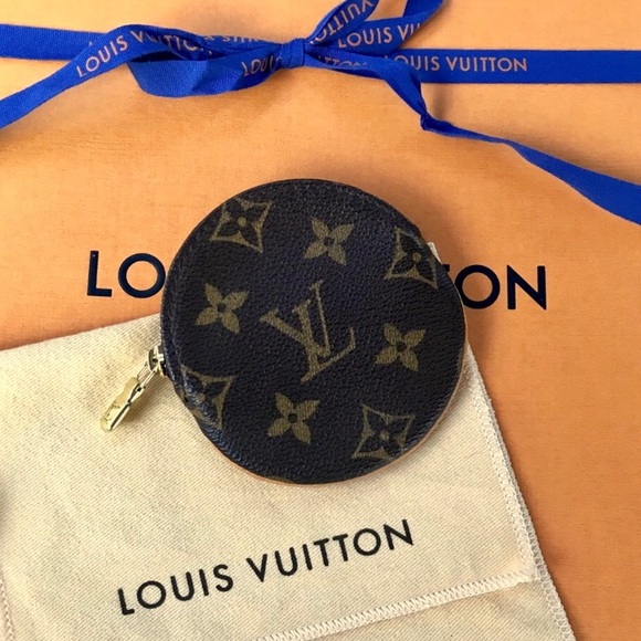 Louis Vuitton Handbags - ❌Sold❌Louis Vuitton Monogram  Round Coin Purse